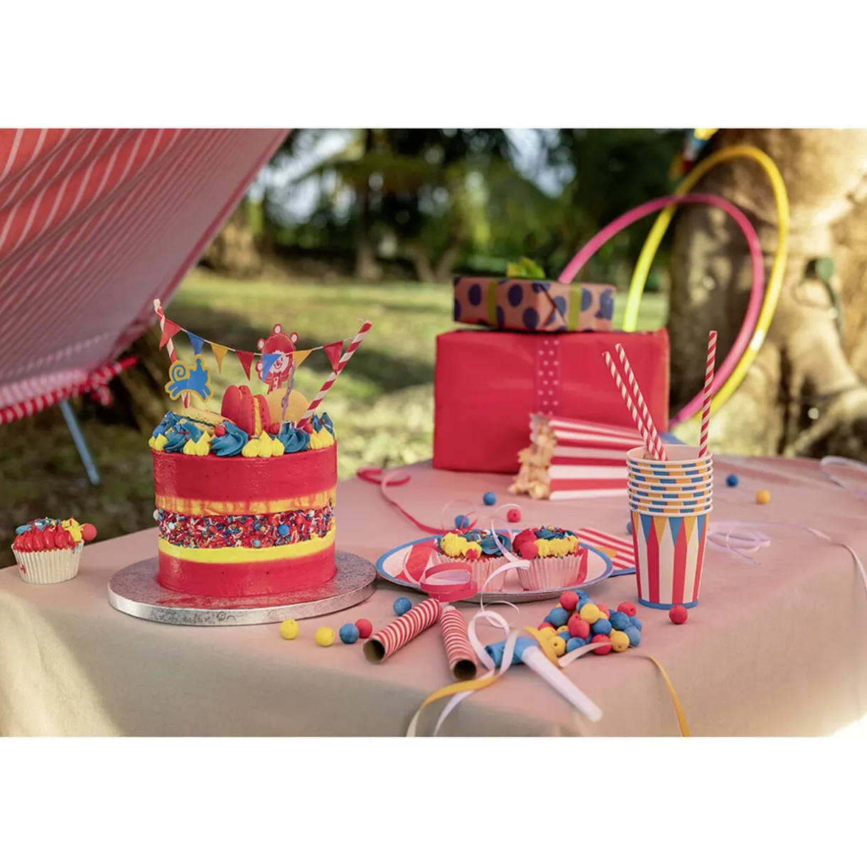 Gifi Boîte à bonbons ou pop corn Circus x 4^ Loisirs Créatifs Et Emballage Cadeau