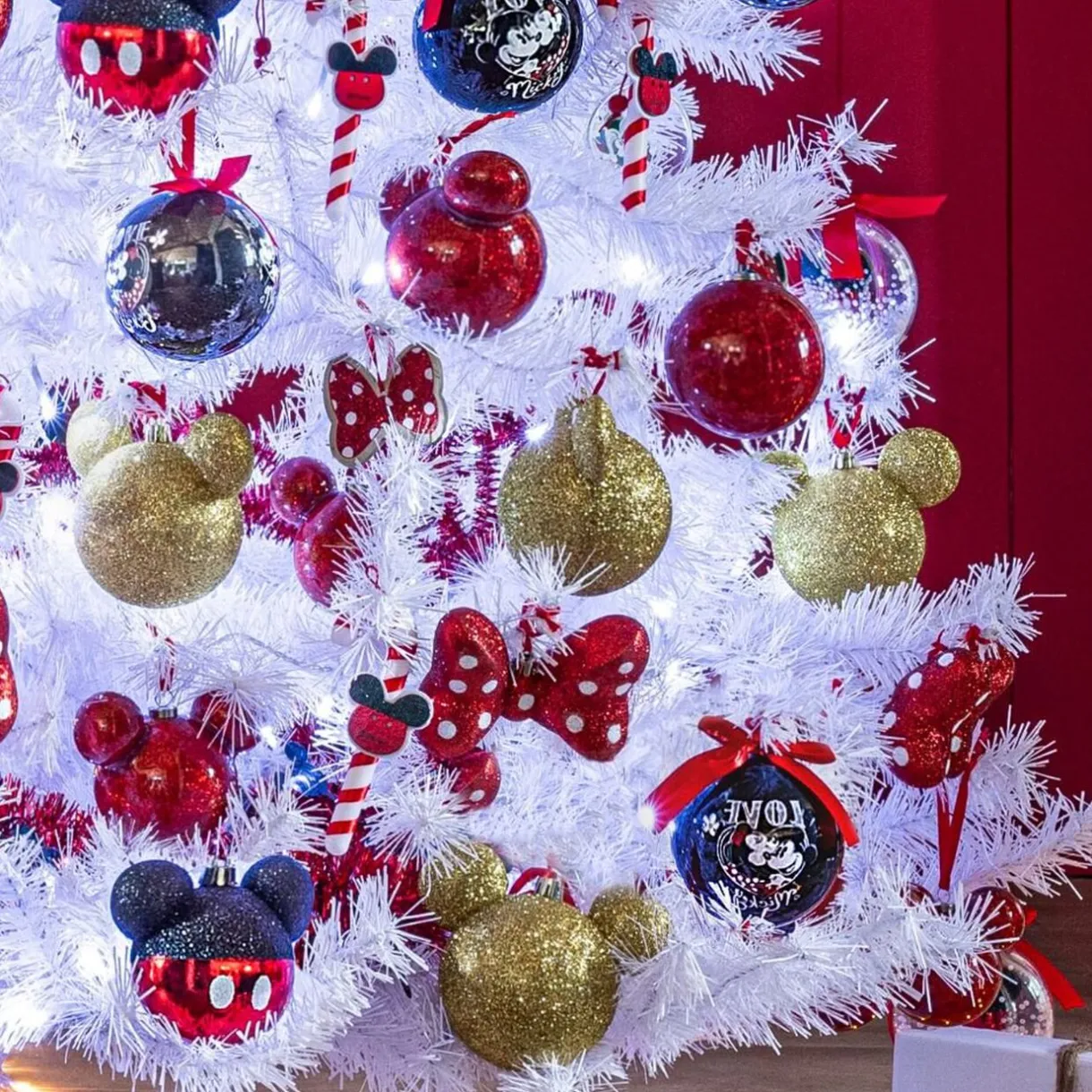 Gifi Boule de Noël Disney Mickey doré pailleté 12.2x8.5xH11,5cm^ Décoration Sapin