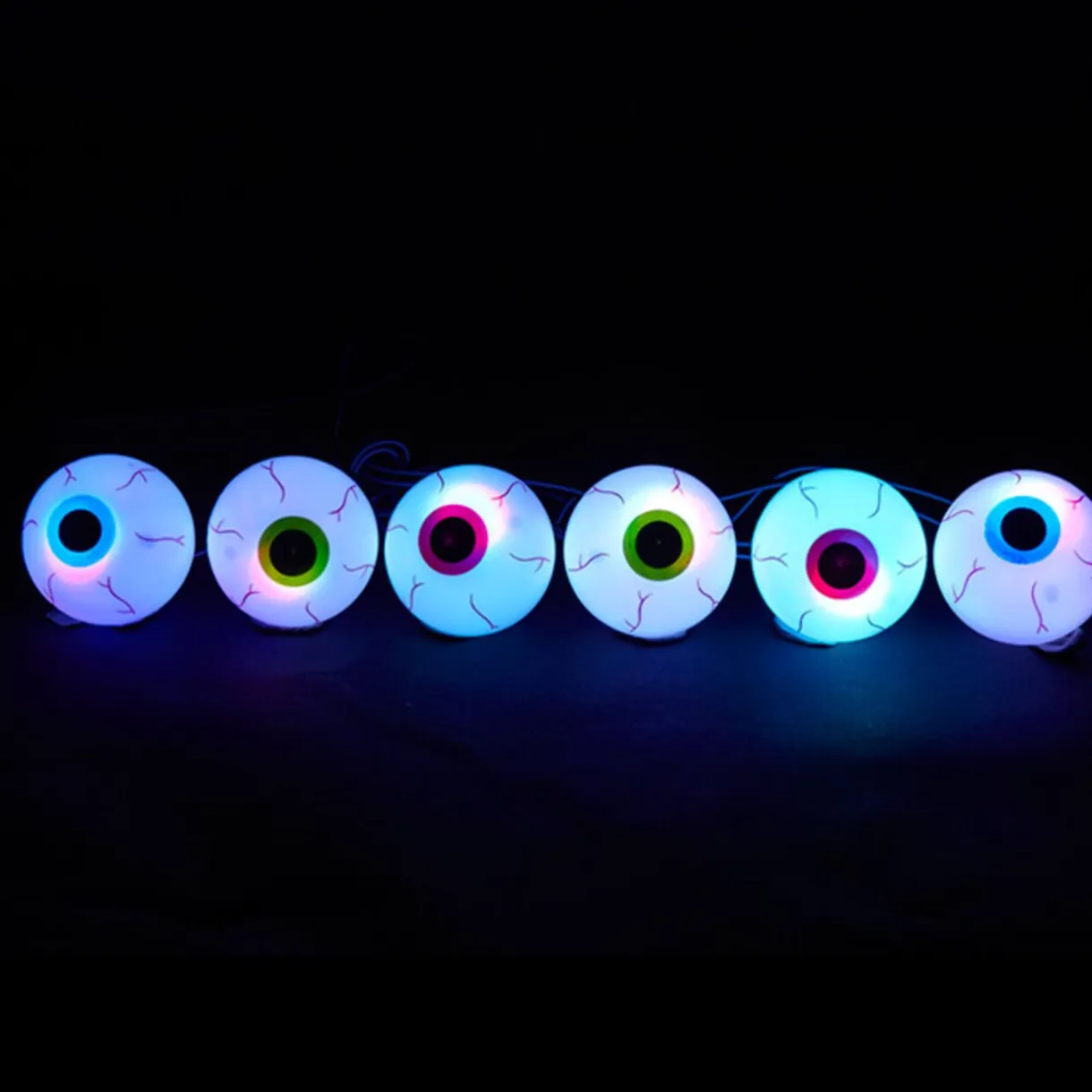 Outlet Gifi Guirlande lumineuse yeux globuleux Halloween